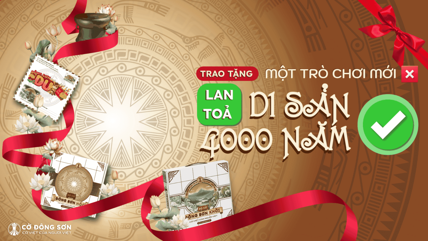 Hình ảnh các phiên bản board game Cờ Đông Sơn được thắt nơ đỏ trang trọng cùng hoa sen, mang thông điệp lan tỏa di sản 4000 năm thay vì chỉ là một trò chơi, làm nổi bật giá trị của một món quà tặng văn hóa.